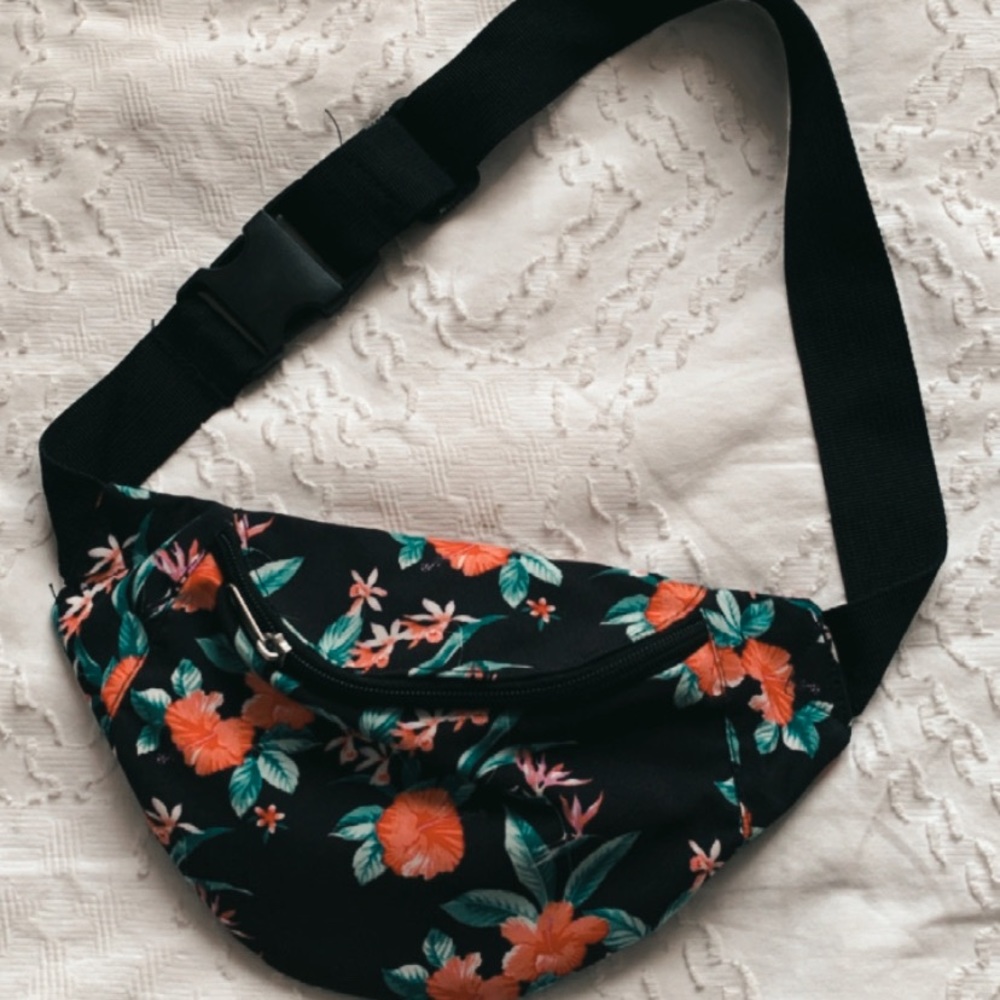 Fanny Pack